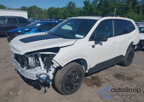 2024 Subaru Forester Wilderness из США, поврежденный, VIN JF2SKAJC8RH522876